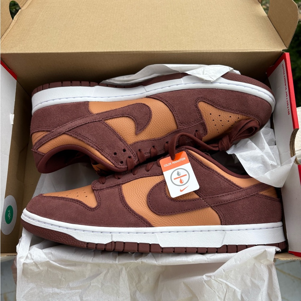 Nike Dunk “Amber Brown”